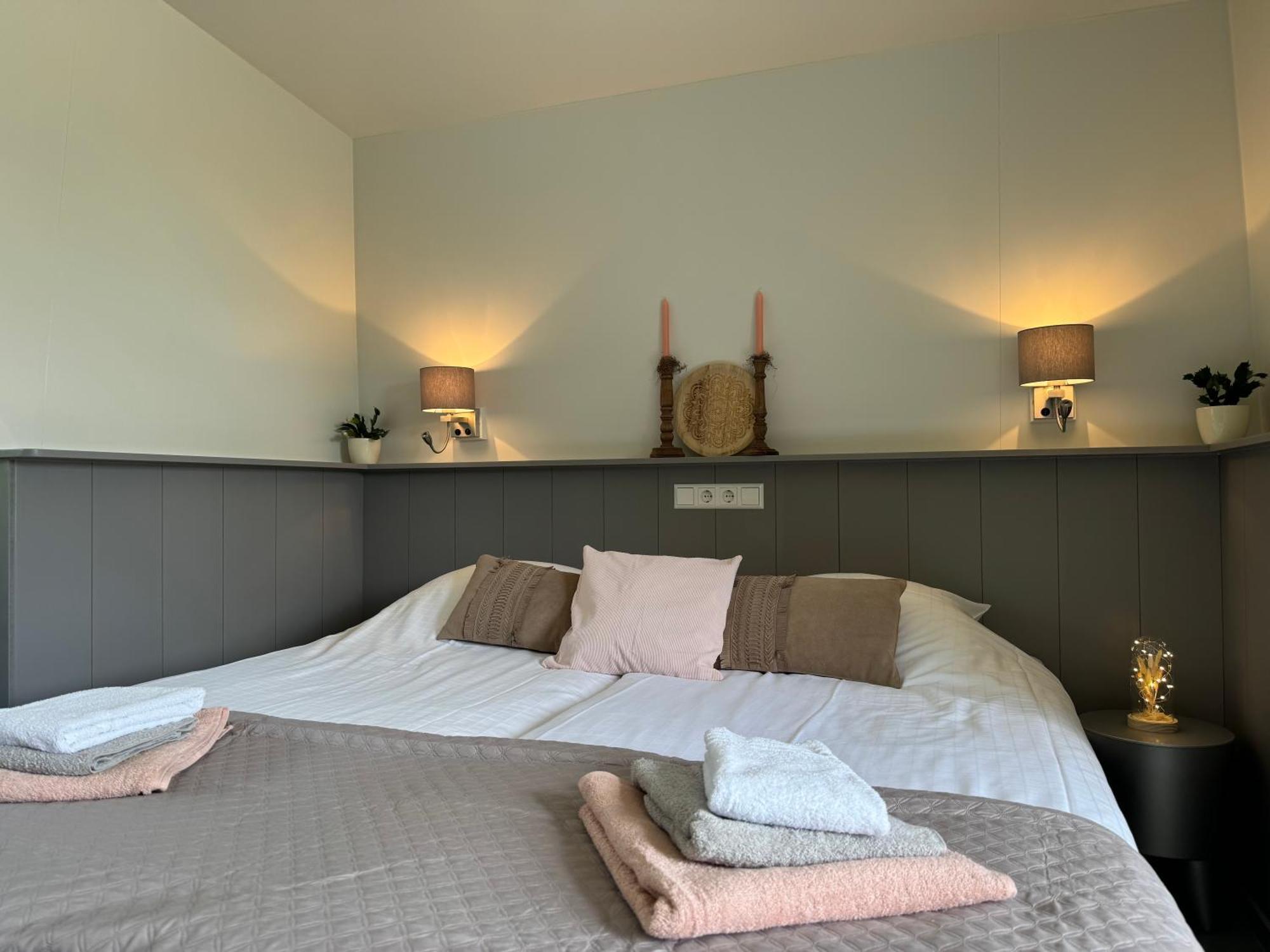 Hotelhuisjes Andijk Bagian luar foto